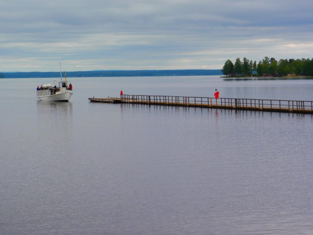 Arsunda Strandbad Sjoesunda Vandrarhem المظهر الخارجي الصورة