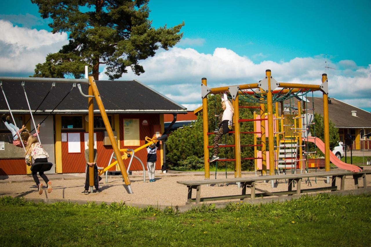 Arsunda Strandbad Sjoesunda Vandrarhem المظهر الخارجي الصورة